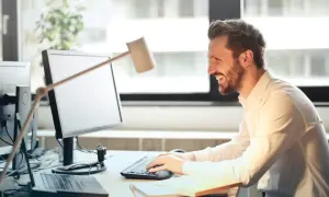Jak wysłać maila z CV, aby nie stracić szansy na pracę?