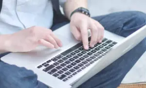 Co wpisać w CV w zainteresowania, aby wyróżnić się na rynku pracy?