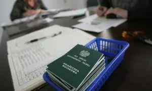 Jak wyglądają badania lekarskie do zawodowej służby wojskowej i co warto wiedzieć?