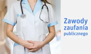 Osoba w białym fartuchu z niebieskimi wykończeniami, ze stetoskopem na szyi, symbolizuje zawód zaufania publicznego.