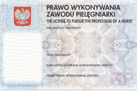 Licencja na wykonywanie zawodu pielęgniarki, klucz do kariery w medycynie. Dowiedz się, jak zostać pielęgniarką.