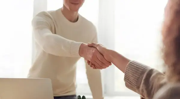 Na ile trzeba zatrudnić po stażu? Sprawdź obowiązki pracodawcy