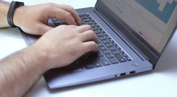 Co to jest marketing i jak wpływa na potrzeby klientów?