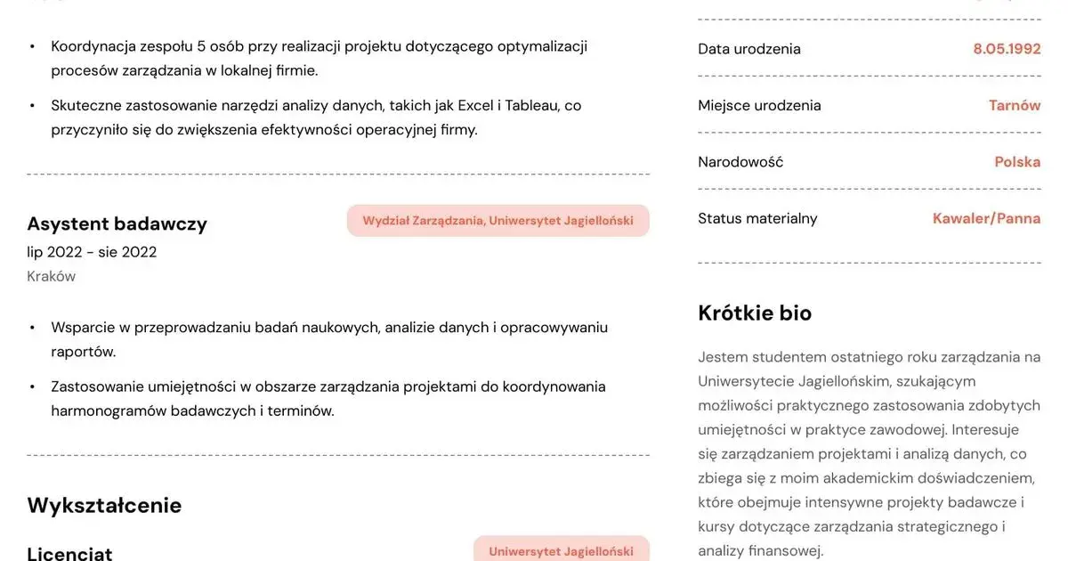 Jak wpisać praktyki w CV, aby przyciągnąć uwagę rekruterów